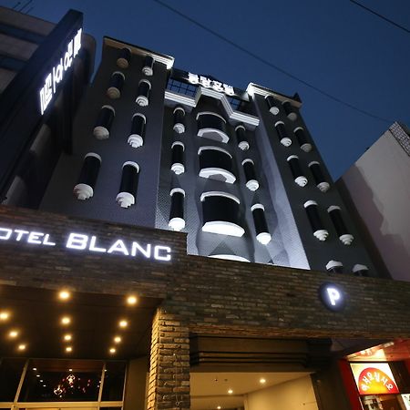 Hotel Blanc In Cheongju Esterno foto